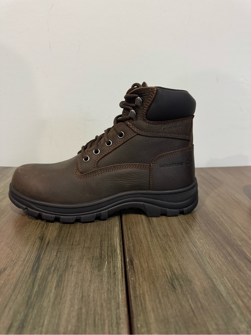 WOLVEVERINE CARLSBAD 6 IN SOFT TOE WATERPROOF MEN BOOTS